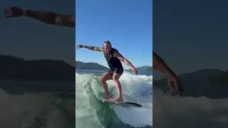 Miniature : Hamilton surf sur les larmes de ses hâters (mais regardez qui est avec lui ?!)