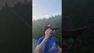Miniature : Pov ce mec qui se prend trop sérieux dans la pêche