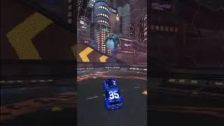 Miniature : READ CORNER ? (1 MOVE PAR SHORT) #rocketleague