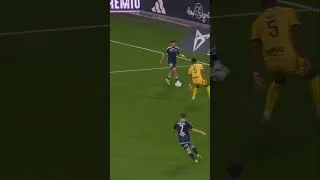 Miniature : Passe en retrait + plat du pied = sécurité ! 🎯⚽