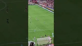 Miniature : Le penalty raté de Gabriel qui envoie le PSG dans la légende ! #backtoback #uclfinal #penalty
