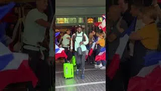 Miniature : Les Bleus ont quitté leur camp de base de Boston, direction Miami ! 👋