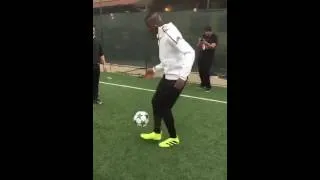Miniature : Pogba s'offre un double tour du monde