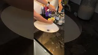 Miniature : Je nettoie ma salle de bain #cleantok  #asmr #canadalife