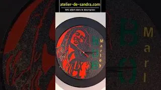 Miniature : Horloge Murale Style Reggae avec la Cricut + SVG offert
