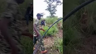 Miniature : RETOMBÉES DE LA VISITE DE FATSHI DANS SON VILLAGE NATAL, MUPOMPA VOIT L'EAU POTABLE