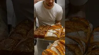 Miniature : 3am Inside a French Bakery: The Art of Parisian Bread (ASMR)