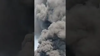Miniature : Incendie à Valtris-Tibi Couillet 2. Ça brûle, ça fume.