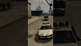 Miniature : Ce DÉTAIL INCROYABLE sur la police de GTA IV #gta #gaming