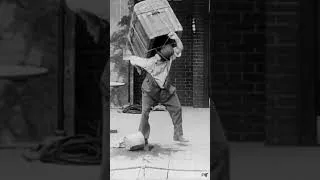 Miniature : Charlie Chaplin, The Property Man. 1914 #charliechaplin #burlesqueshow