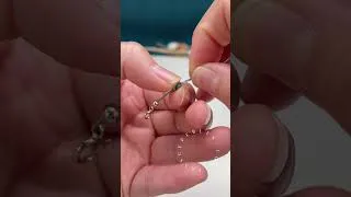 Miniature : Un collier DIY aux couleurs naturelles 🌿La Turquoise africaine rencontre l'éclat de l'Hématite dorée