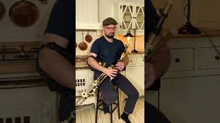 Miniature : The Primrose Lasses with the full set (plus the small G drone) #uilleannpipe