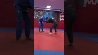 Miniature : flt-house.com pour la suite du cours! #bjj #apprendrelejujitsu #jiujitsu #grappling #ufc