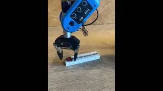 Miniature : #JeNeSuisPasUnRobot
