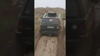 Miniature : Le son d’un V8 Jeep c’est quand même quelque chose 😍 #boiserie