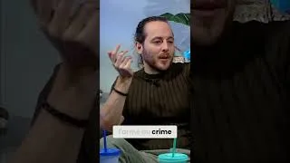 Miniature : Découverte glaçante L'arme du crime abandonnée sous les toiles d'araignées !