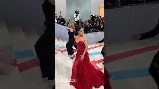 Miniature : Les looks mitigés du Met Gala 2023 #metgala #metgala2023 metgalalooks #metgalaoutfits