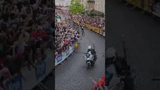 Miniature : Premier passage du Tour de France rue Lepic