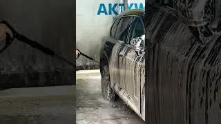 Miniature : Comment laver votre Nissan X‑Trail e‑POWER : Lavage extérieur rapide et conseils
