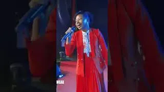 Miniature : Esther Amuri Yaweh kumama