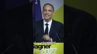 Miniature : Voitures Électriques pour Tous : Révolution Énergétique en France #shorts