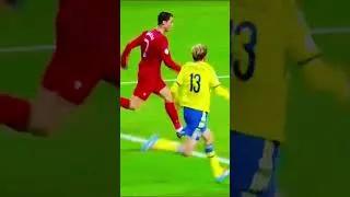 Miniature : Messi vs Ronaldo : le duel qui a marqué l’histoire du football 🔥