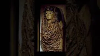 Miniature : Ils pensaient à un pillage… mais le scanner a révélé autre chose