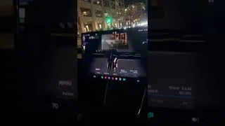 Miniature : Tesla Robotaxi in San Francisco