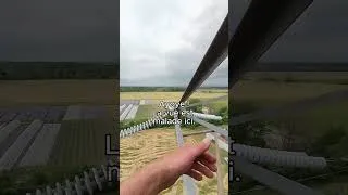 Miniature : Grimper dans un pylône