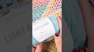 Miniature : Crochet | Écharpe triangulaire d'été avec dégradé arc-en-ciel | Tutoriel pour débutants