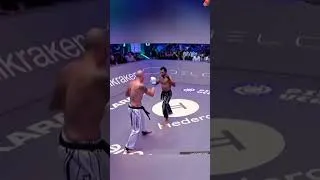 Miniature : The sound effects...🤣🤣#boxing🥊 #mma #fouyou #Fight #sports #shorts  #memes #viral #fypシ#shortsvideo