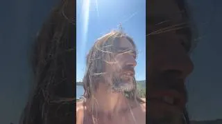 Miniature : Abonnez vous à une guitare sur la route !