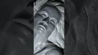 Miniature : Sculpture - Tear rolling down the cheek