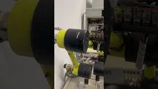 Miniature : Le premier robot bipède français  (Pt 1) #science #histoire #robotique