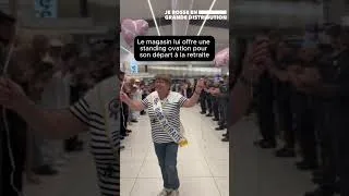 Miniature : Stand ovation pour son départ à la retraite