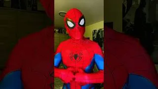 Miniature : C’était un avertissement Tony 😅#spiderman #cosplay #cosplayer #marvel #peterparker #tomholland