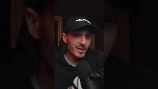 Miniature : IL MANGE L'OREILLE DE SON ADVERSAIRE !!!