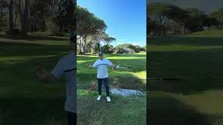 Miniature : Et si on jouait directement depuis l’eau ? #bogey #golf #humour #golfer #golfswing #sports #golfing