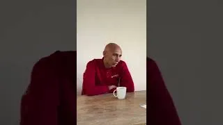Miniature : À 50 ans, il court encore 15’14 sur 5000 m 🤯
