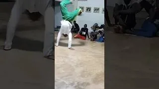 Miniature : Solo de Capoeira