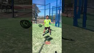 Miniature : 👉Mon partenaire se fait lober. Où est-ce que je dois me placer ? #padel #sports