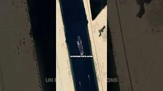 Miniature : Une rencontre inattendu dans le canal de Suez 😅 #info #actu #géographie #armée #politique