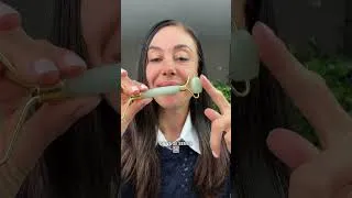 Miniature : Routine matinale de 5 minutes avec jade roller pour effacer les cernes
