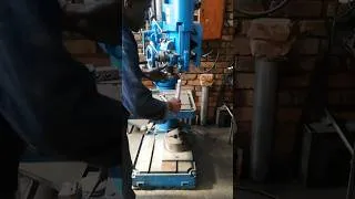 Miniature : HOW TO EASILY FIT DRILLING BIT IN UNIVERSAL DRILLING MACHINE PRIOR PIERCING THROUGH THIN MILD STEEL