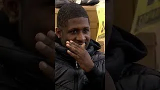 Miniature : Il aime un peu trop les pieds | Juste Pour Rire Les Gags #prank