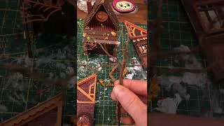 Miniature : le book nook Halloween avance bien #art #action #halloween
