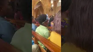 Miniature : Tu fais ta demeure en nous seigneur chanté par la chorale Lux Lundi | Notre dame du Congo(RDC)