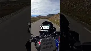 Miniature : Montée vers les sommets en direction du col de la Bonette 🏍️. Un lieu tout simplement incroyable…