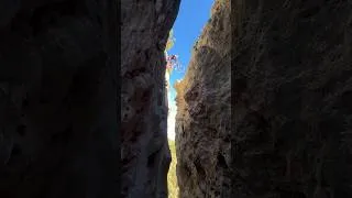 Miniature : #NEWSPOT 🎉 Amazing spot in Provence! #Cave #line #Cliff #France #mtb