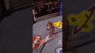 Miniature : A powerful kick that knocks down the opponent directly #foryou #ufc #capcut #viral #video #fyp
